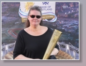 Anja und die Olympische Fackel